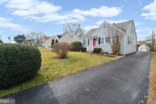 112 Upland Rd, Brookhaven, PA 19015 - Photo 1
