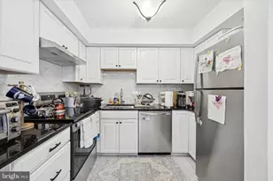 5200 Hilltop Dr, Brookhaven, PA 19015 - Photo 6