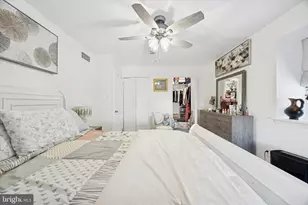 5200 Hilltop Dr, Brookhaven, PA 19015 - Photo 10