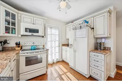 512 Media Parkway, Wallingford, PA 19086 - Photo 8