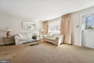 701 Cambridge Rd, Brookhaven, PA 19015 - Photo 2