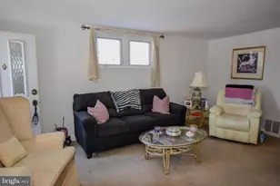 853 Gainsboro Rd, Drexel Hill, PA 19026 - Photo 16