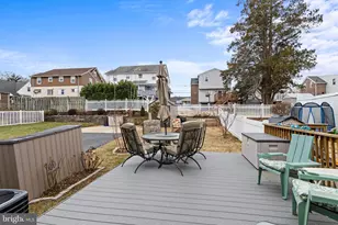 152 Woodbine Rd, Havertown, PA 19083 - Photo 6