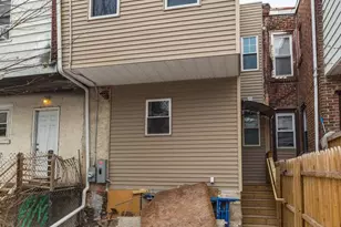 1119 Thomas St, Chester, PA 19013 - Photo 32