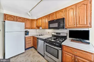 238 Westpark Ln, Clifton Heights, PA 19018 - Photo 10