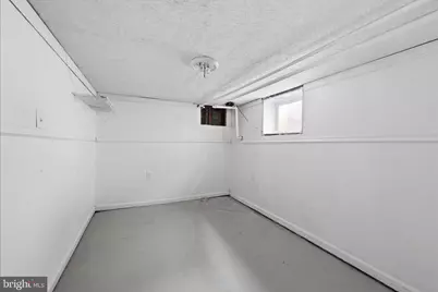 5 S Wells Avenue, Glenolden, PA 19036 - Photo 12