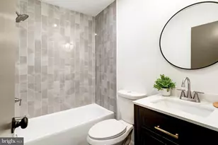 333 Golf Hills Rd, Havertown, PA 19083 - Photo 18