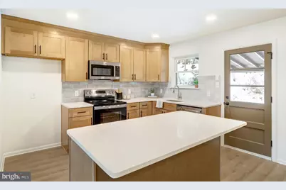 333 Golf Hills Road, Havertown, PA 19083 - Photo 8