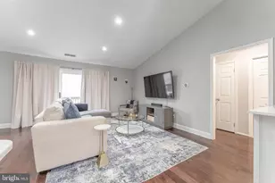 308 Pritchard Pl, Newtown Square, PA 19073 - Photo 2