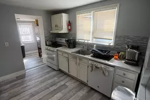 619 W 5th St, Chester, PA 19013 - Photo 6