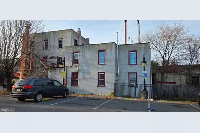 525 Welsh Street, Chester, PA 19013 - Photo 2