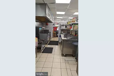 669 Long Lane, Upper Darby, PA 19082 - Photo 16