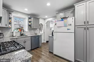 908 Roberts Ave, Drexel Hill, PA 19026 - Photo 10