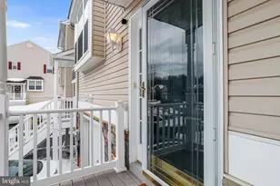 29 Hoag Ln, Aston, PA 19014 - Photo 2