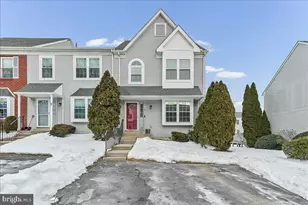 8 Eusden Dr, Aston, PA 19014 - Photo 1