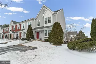 8 Eusden Dr, Aston, PA 19014 - Photo 2