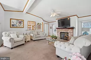 236 Horseshoe Dr, Garnet Valley, PA 19060 - Photo 6