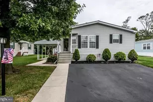 236 Horseshoe Dr, Garnet Valley, PA 19060 - Photo 1