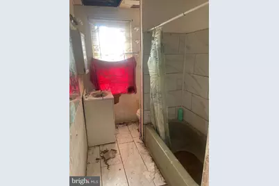 1317 W 3rd Street, Chester, PA 19013 - Photo 18