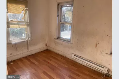 1317 W 3rd Street, Chester, PA 19013 - Photo 16