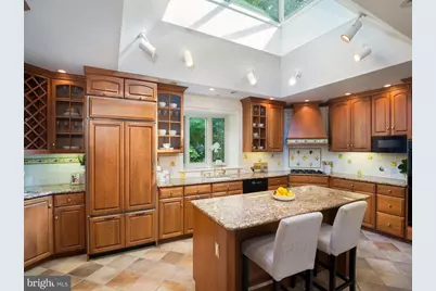 220 Radnor Chester Road, Villanova, PA 19085 - Photo 8