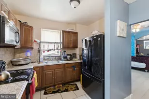 208 Walnut St, Darby, PA 19023 - Photo 16