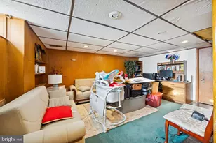 1053 Taylor Dr, Folcroft, PA 19032 - Photo 12