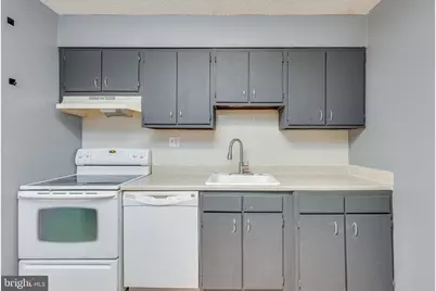 400 Glendale Road #D33, Havertown, PA 19083 - Photo 12