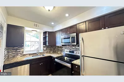 816 South Avenue #K9, Secane, PA 19018 - Photo 8