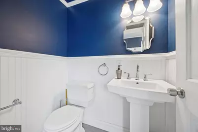 606 W Springfield Road, Springfield, PA 19064 - Photo 12