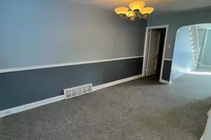 5237 N Springfield Rd, Clifton Heights, PA 19018 - Photo 8