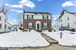 1020 Edgerton Rd, Secane, PA 19018 - Photo 2