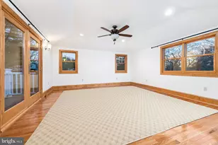 901 Academy Ln, Bryn Mawr, PA 19010 - Photo 18