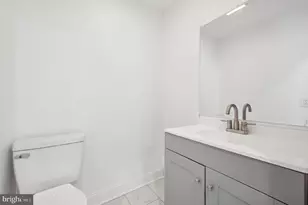 426 Chestnut St, Darby, PA 19023 - Photo 8