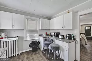 204 E Avon Rd, Brookhaven, PA 19015 - Photo 10