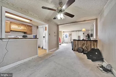 217 E Greenwood Avenue, Lansdowne, PA 19050 - Photo 6
