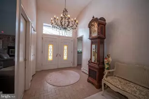 501 Flora Cir, Springfield, PA 19064 - Photo 4