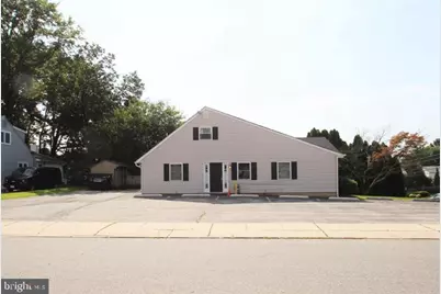 3215 Edgmont Avenue, Brookhaven, PA 19015 - Photo 1