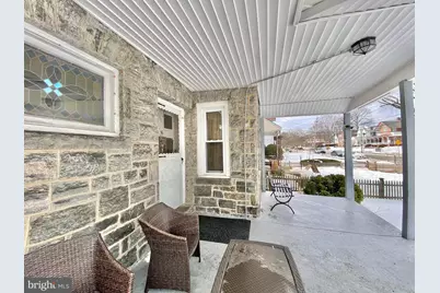 56 E Stewart Avenue, Lansdowne, PA 19050 - Photo 2