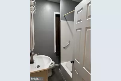 1435 Edgmont Avenue, Chester, PA 19013 - Photo 14