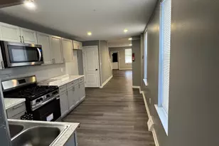 1435 Edgmont Ave, Chester, PA 19013 - Photo 4