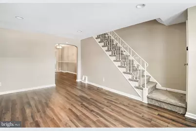 807 Surrey Lane, Glenolden, PA 19036 - Photo 2