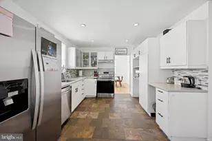 1009 Morton Ave, Folsom, PA 19033 - Photo 8