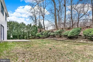 658 W Rolling Rd, Springfield, PA 19064 - Photo 38