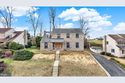 658 W Rolling Road, Springfield, PA 19064 - Photo 2