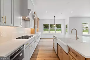 102 Harvey Rd, Wallingford, PA 19086 - Photo 10