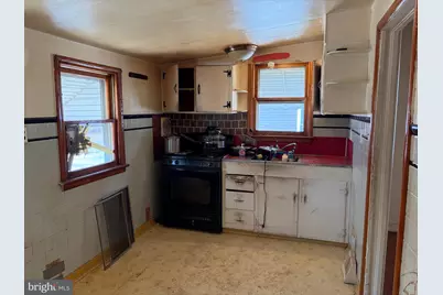 1015 Galbraith Avenue, Upper Chichester, PA 19061 - Photo 10