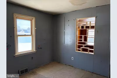 1015 Galbraith Avenue, Upper Chichester, PA 19061 - Photo 14