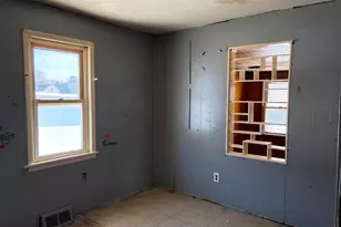 1015 Galbraith Ave, Upper Chichester, PA 19061 - Photo 16