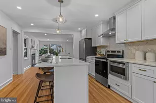 300 Barry Ln, Wallingford, PA 19086 - Photo 2